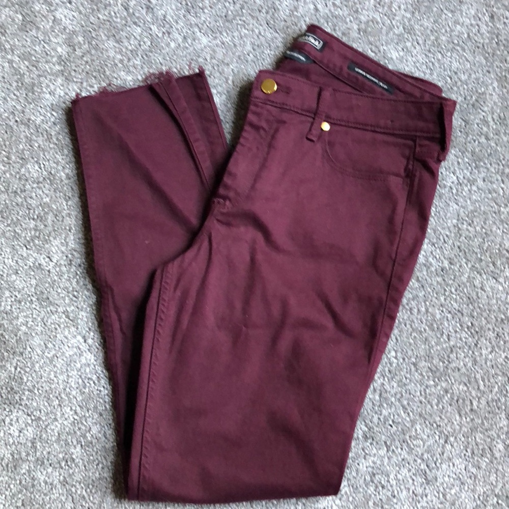 Abercrombie & Fitch burgundy jeans